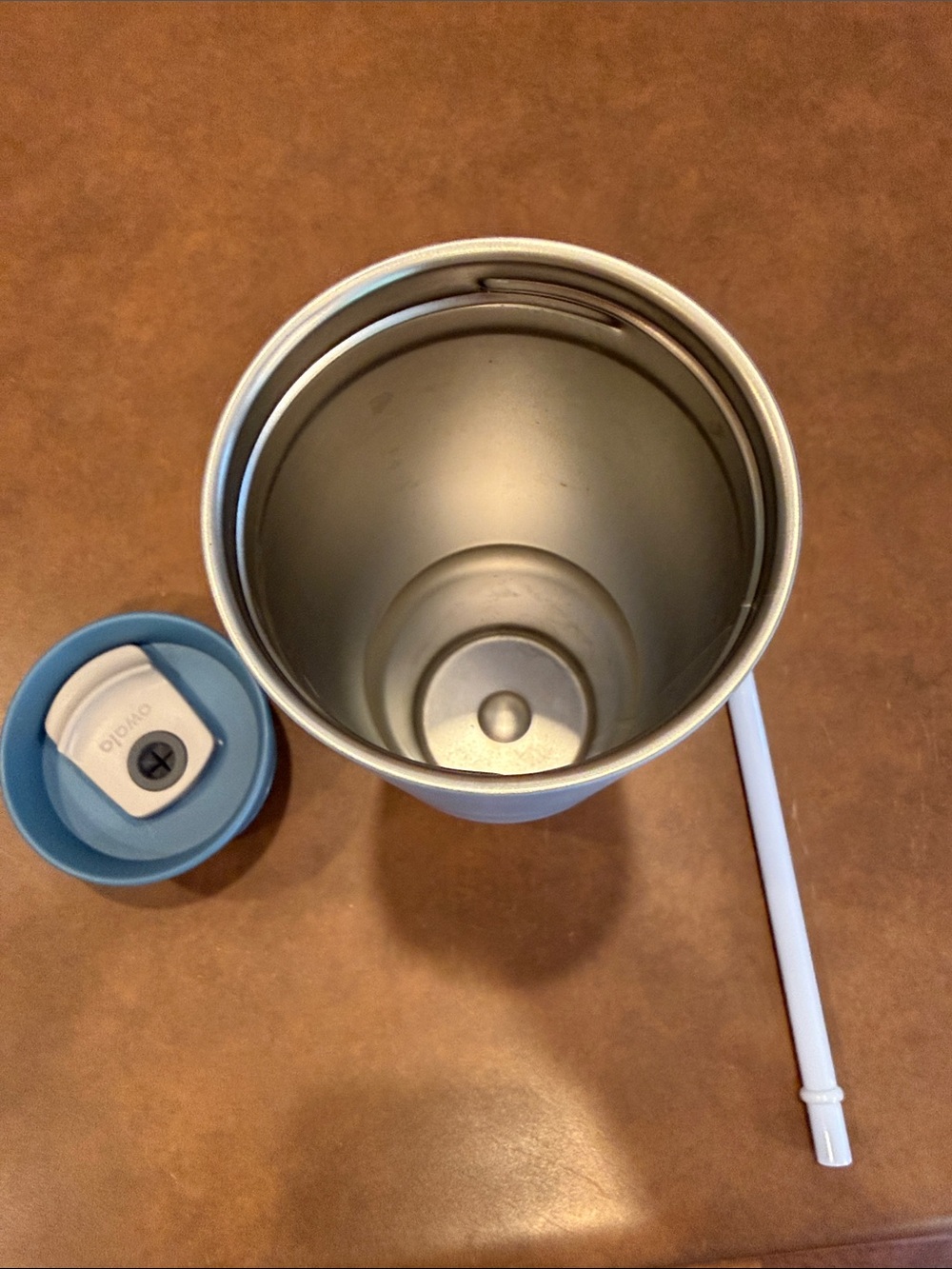 Owala water bottle - Picture 2 of 3